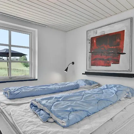 Four-bedroom In Semesterbostad *