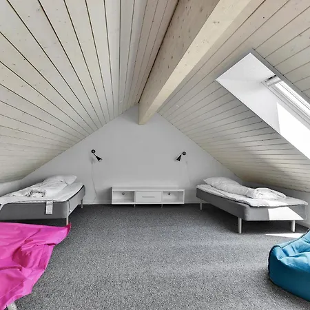 בית נופש Four-bedroom In Bagenkop